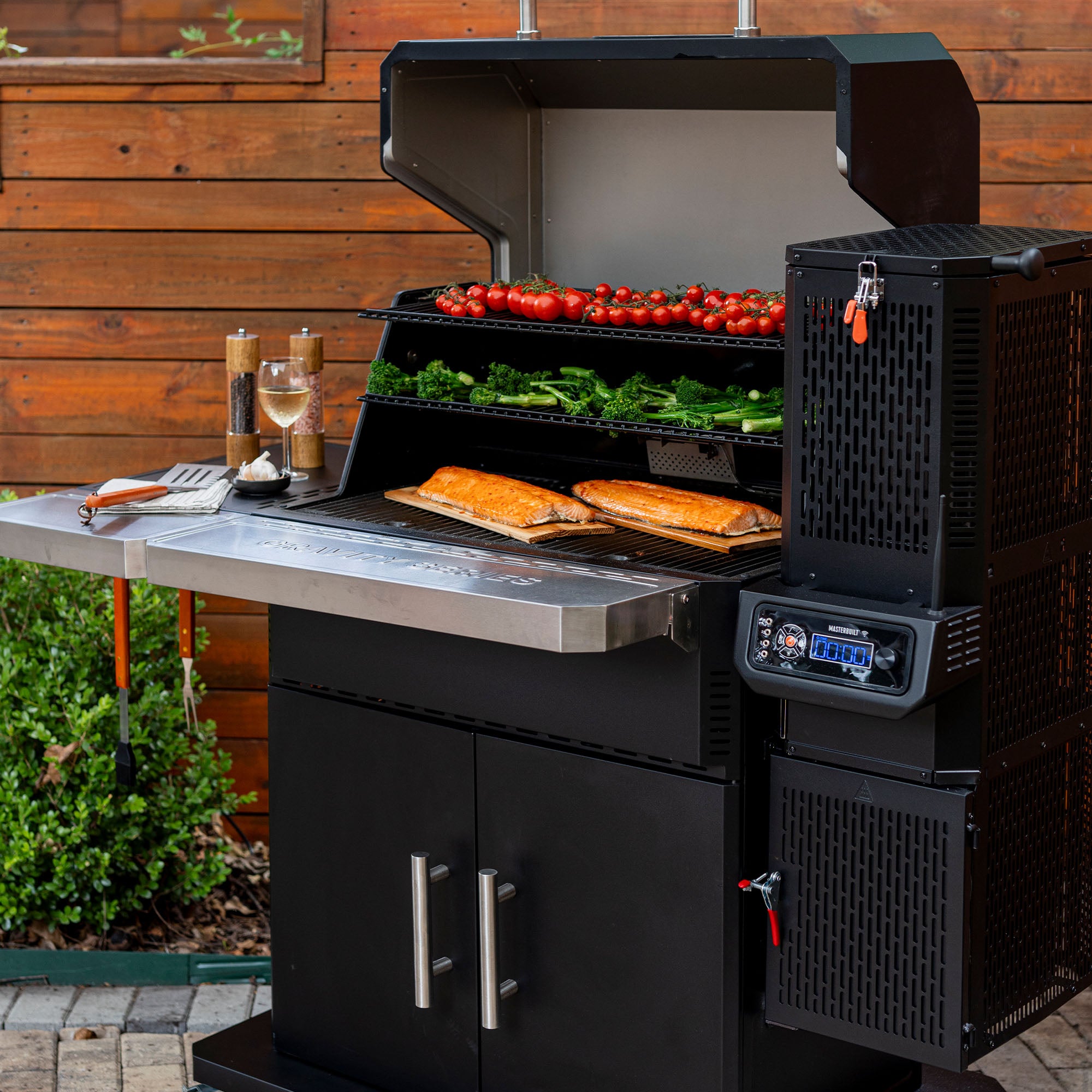 Charcoal Smoker Masterbuilt Pro Gas Smoker Masterbuilt Gravity
