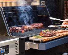 Load image into Gallery viewer, Masterbuilt Gravity Series 1050 Digital Charcoal Grill &amp; Smoker
